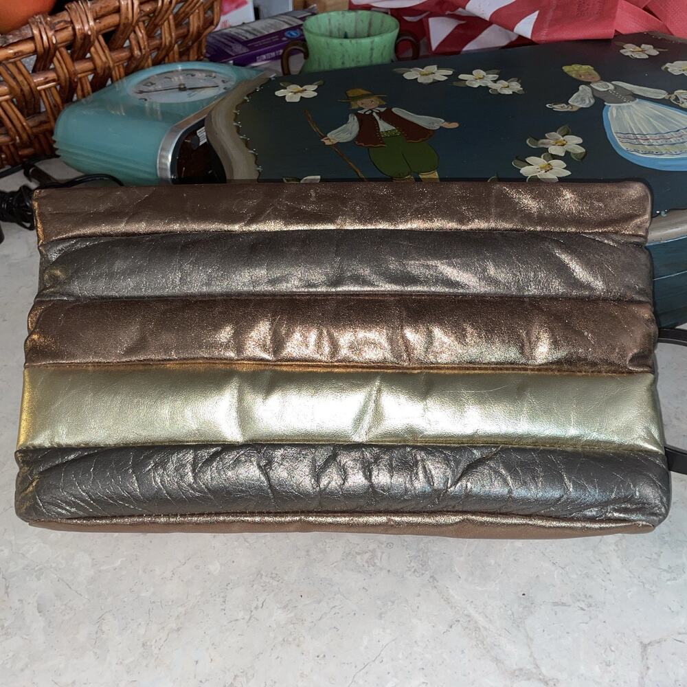 Vintage Robin Metallic Brown/gold/bronze/striped Leather Clutch Wristlet 12x7x1